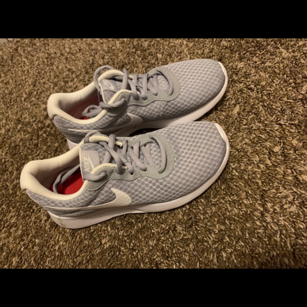 Nike women’s shoes